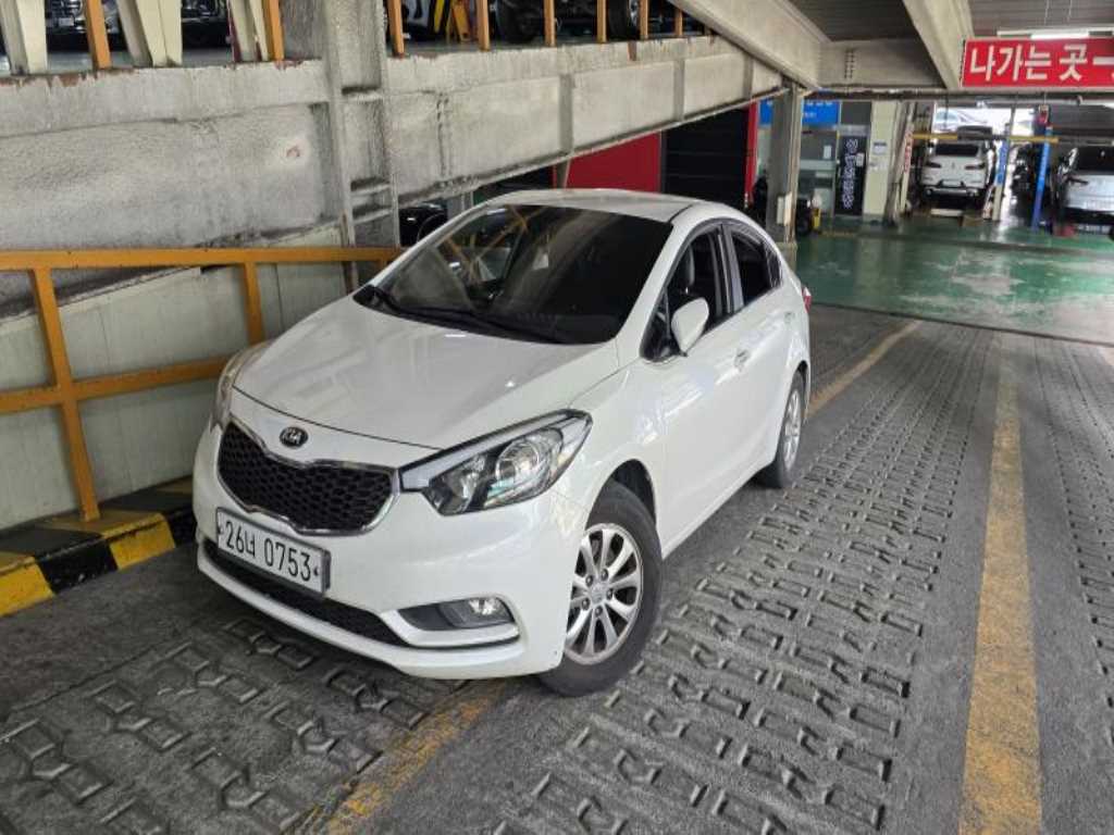 KIA K3 2015 Blanco - Importación desde Corea - HF Imports Iquique - Foto 1