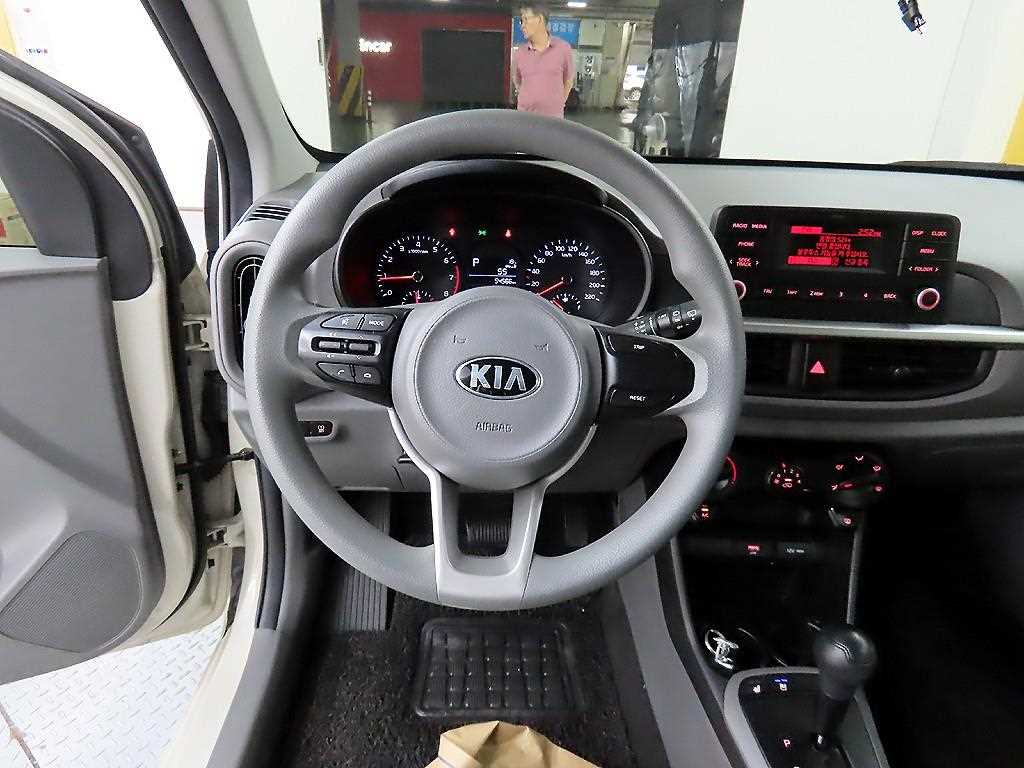 KIA Morning - Vista 9