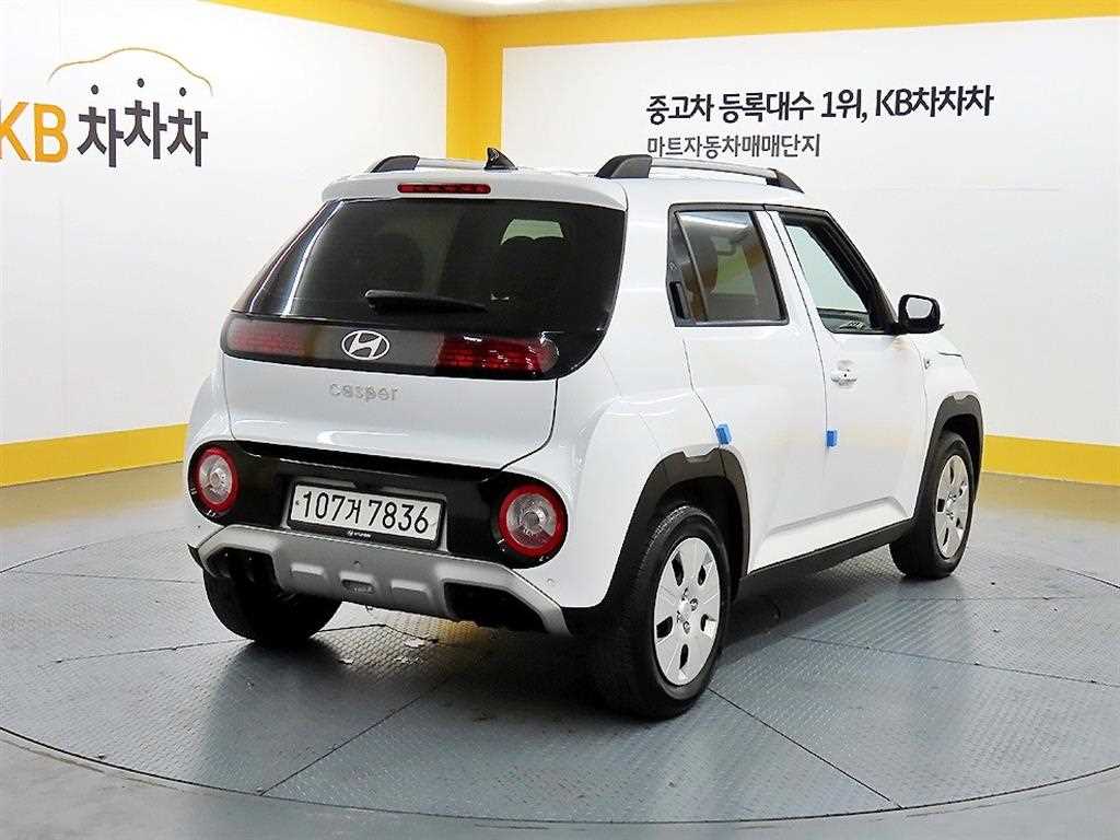 HYUNDAI Casper - Vista 4
