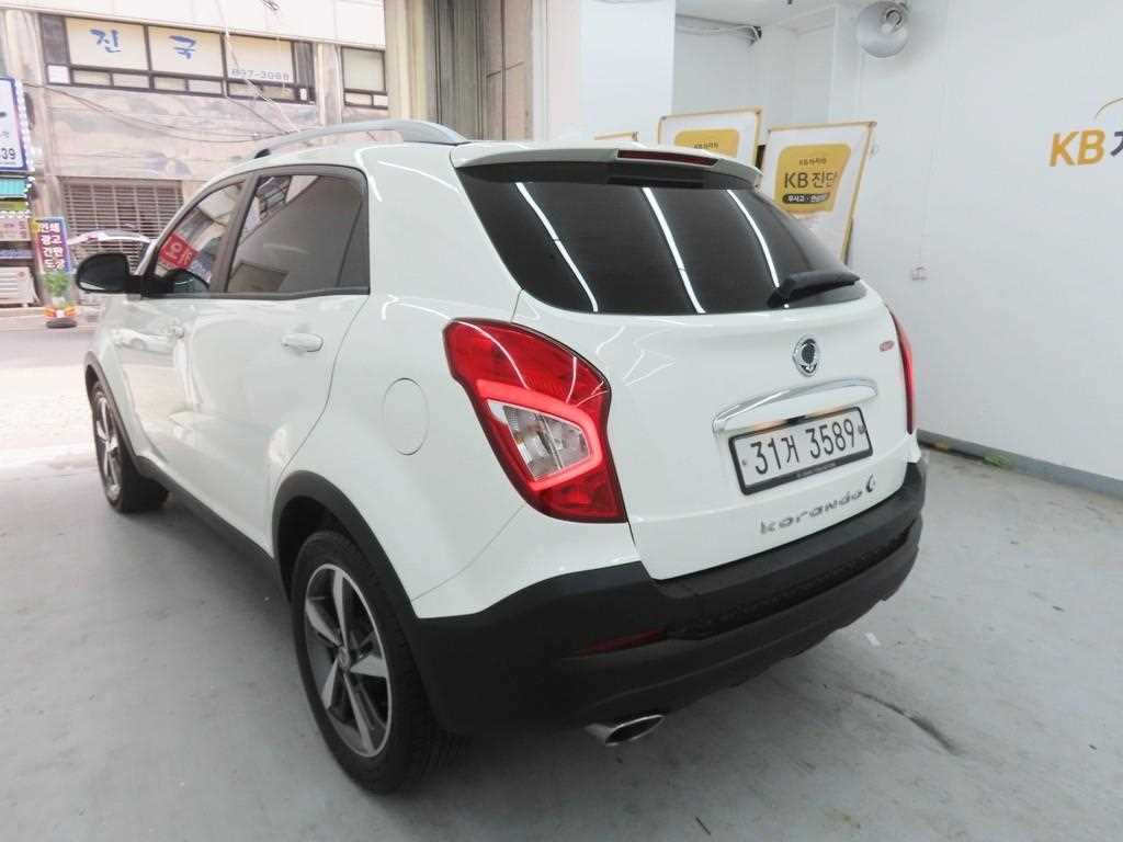Ssangyong Korando - Vista 4