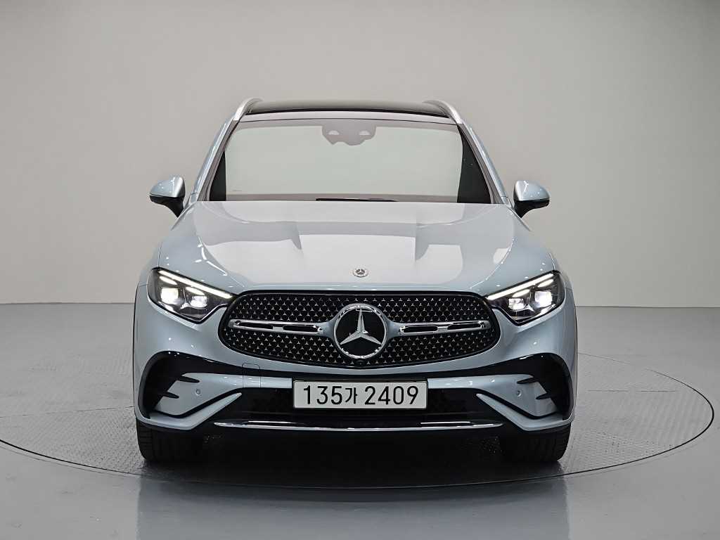 Mercedes Benz GLC Class - Vista 2