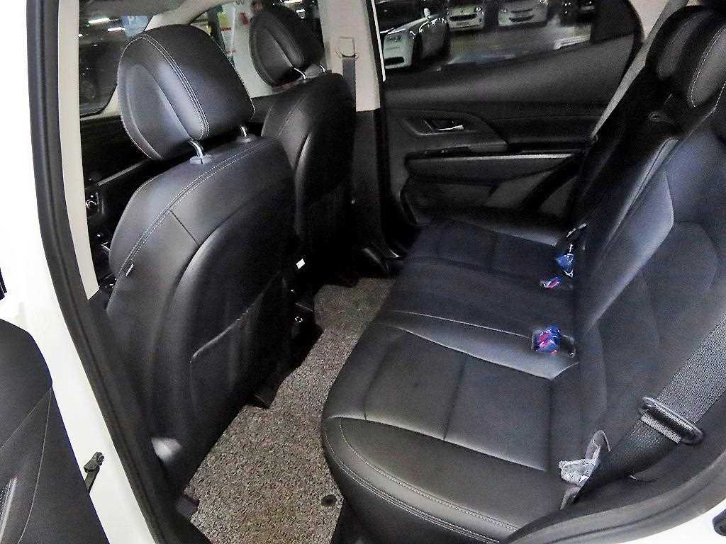 Ssangyong Korando - Vista 7