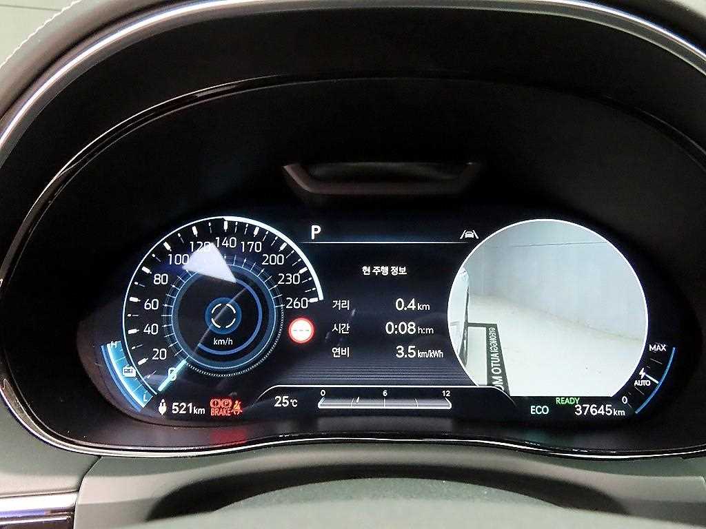 Genesis GV70 - Vista 8