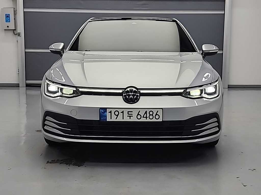 Volkswagen Golf - Vista 2