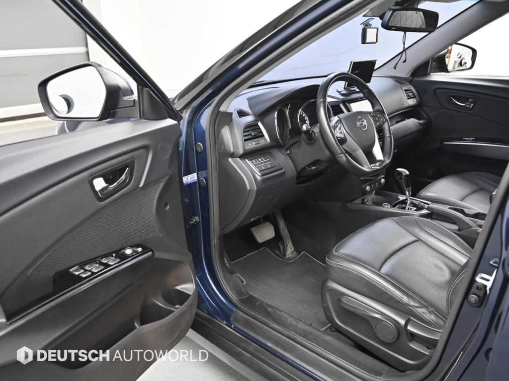 Ssangyong Tivoli - Vista 11