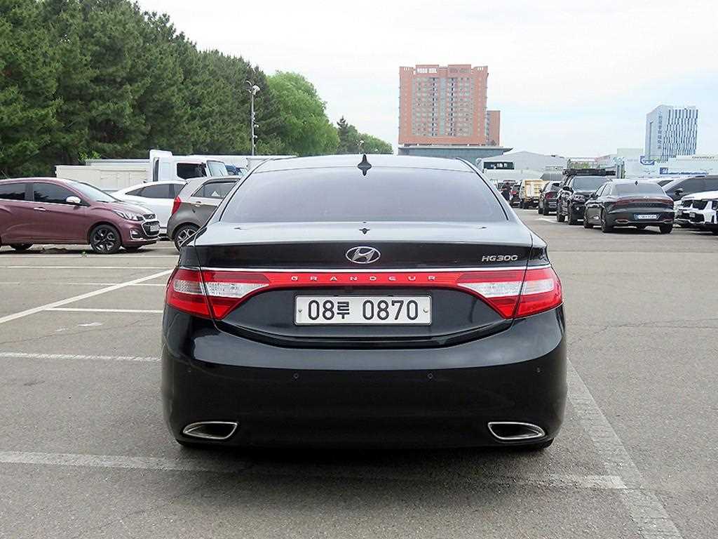 HYUNDAI Grandeur - Vista 3