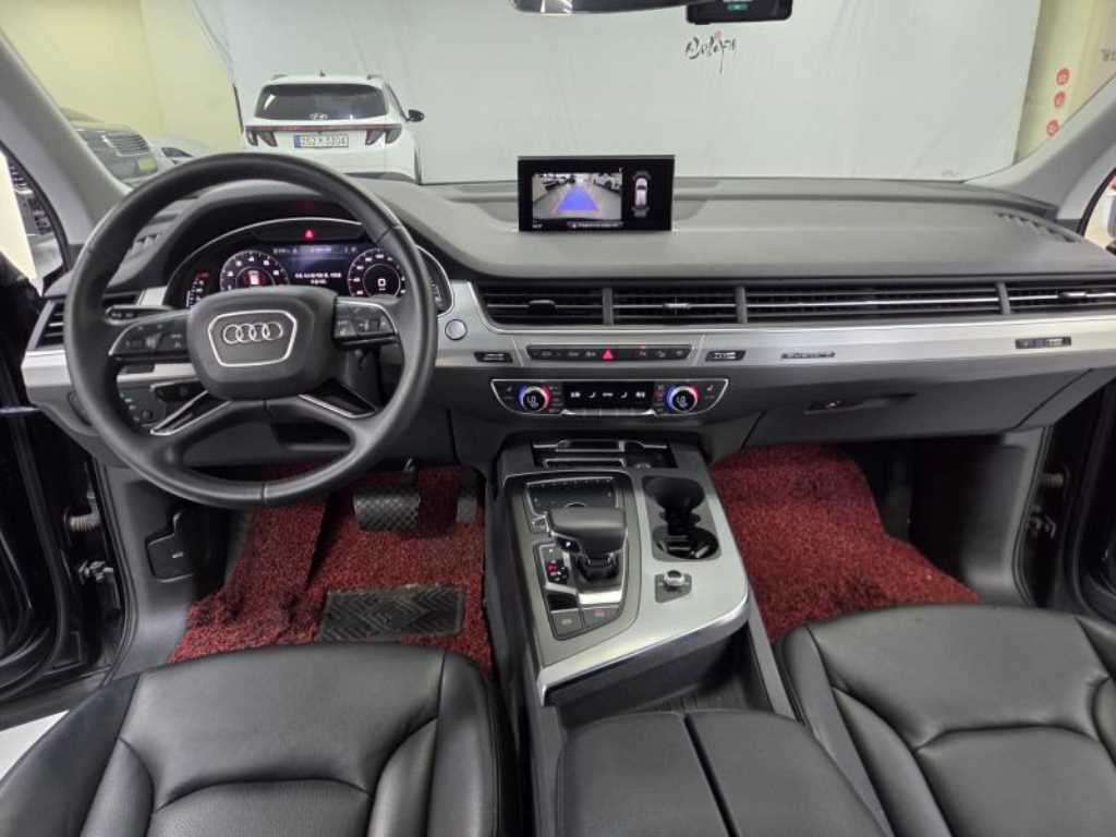 Audi Q7 - Vista 7