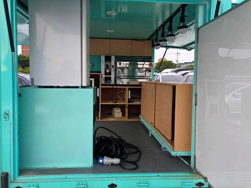 Small Truck Special (sneck/mobile sales) - Vista 6