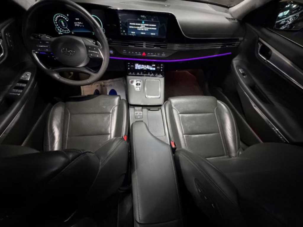 HYUNDAI Grandeur - Vista 6