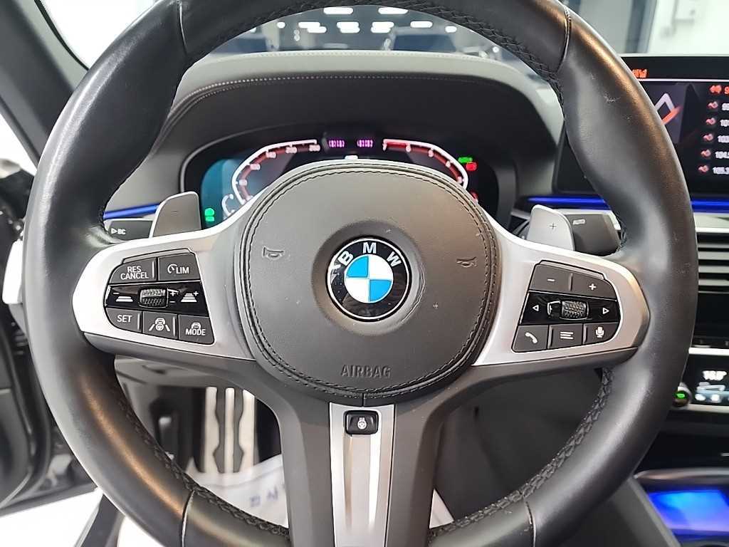 BMW 5 Series - Vista 9