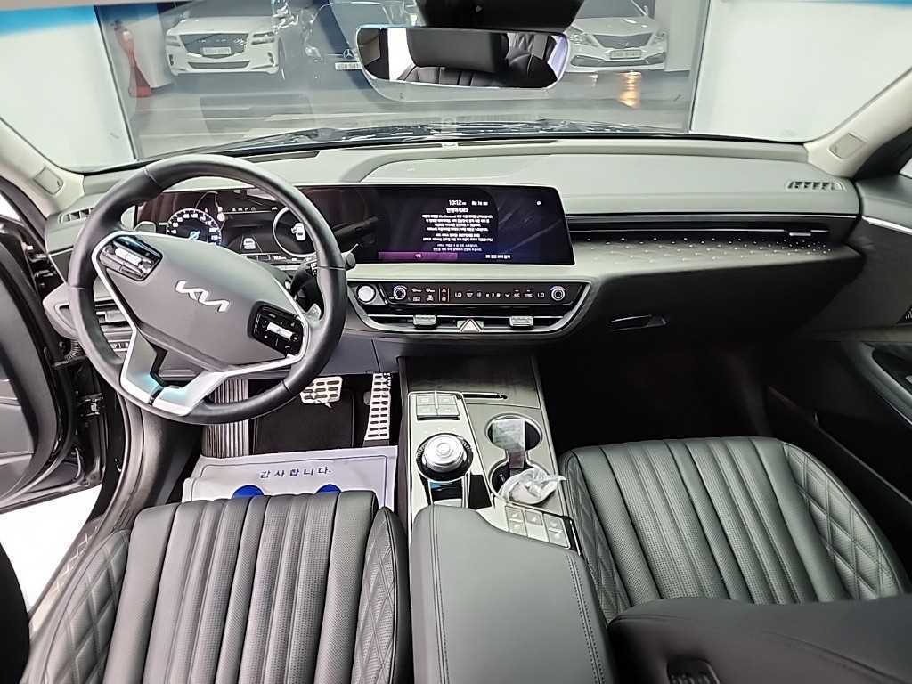 KIA K8 - Vista 7