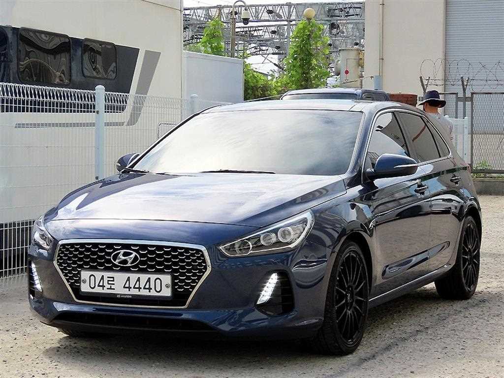 HYUNDAI i30 - Vista 2