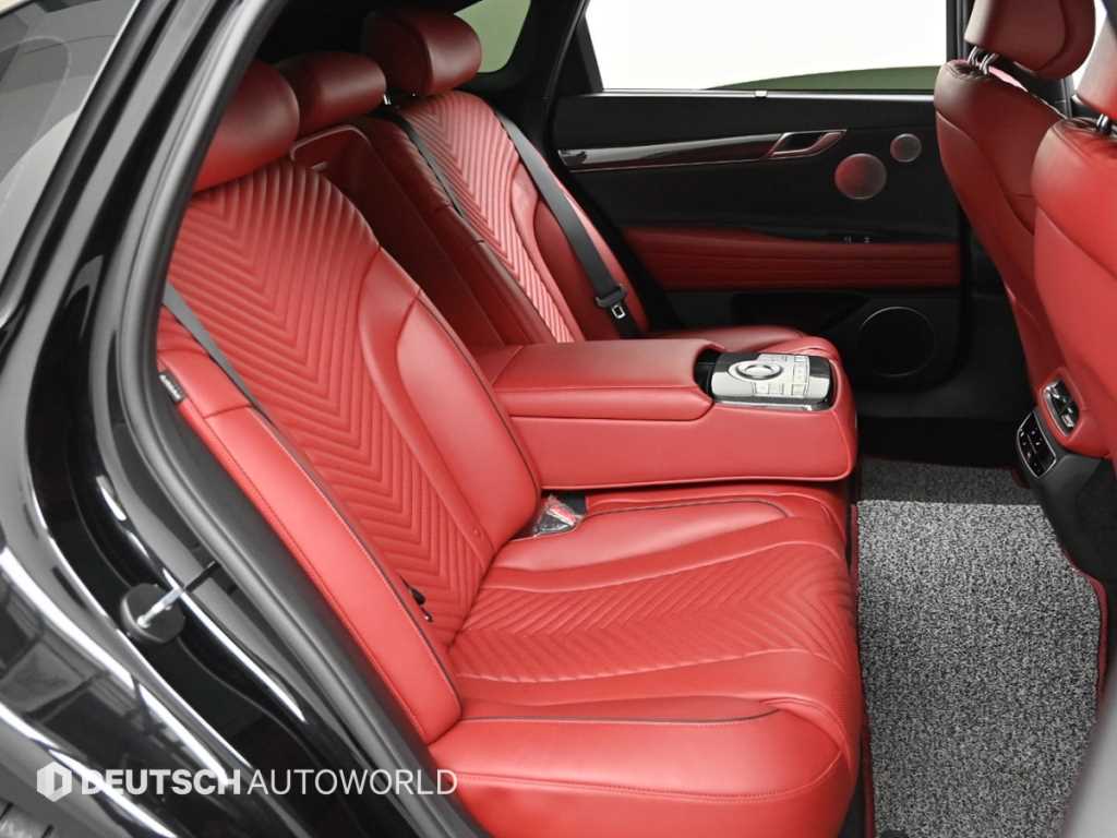 Genesis G80 - Vista 12