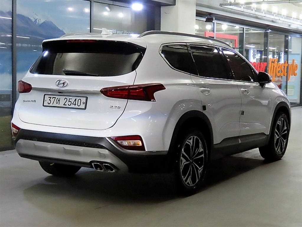 HYUNDAI Santa Fe - Vista 4