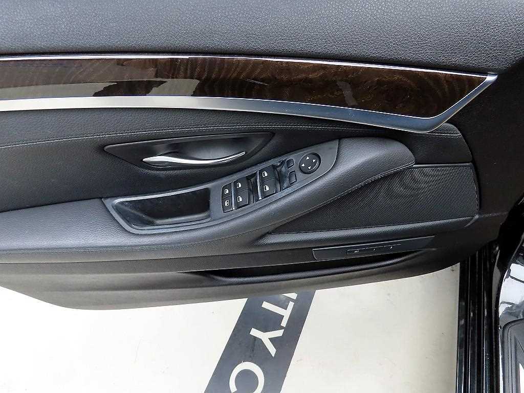 BMW 5 Series - Vista 11