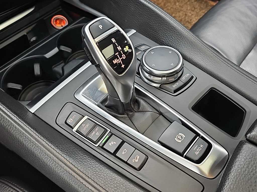 BMW X6 - Vista 8