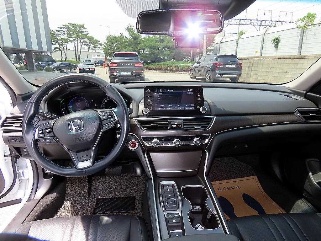 Honda Accord - Vista 7