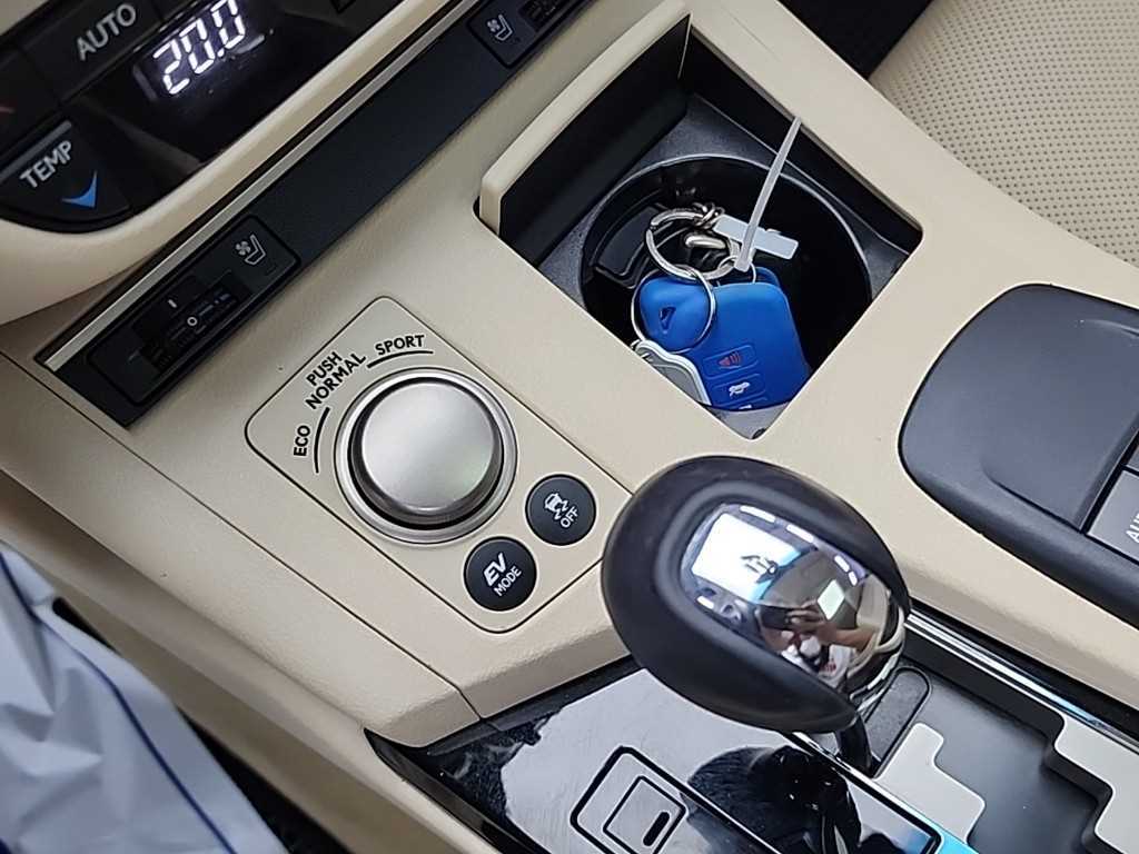 Lexus ES 2015 Blanco - Importación desde Corea - HF Imports Iquique - Foto 16