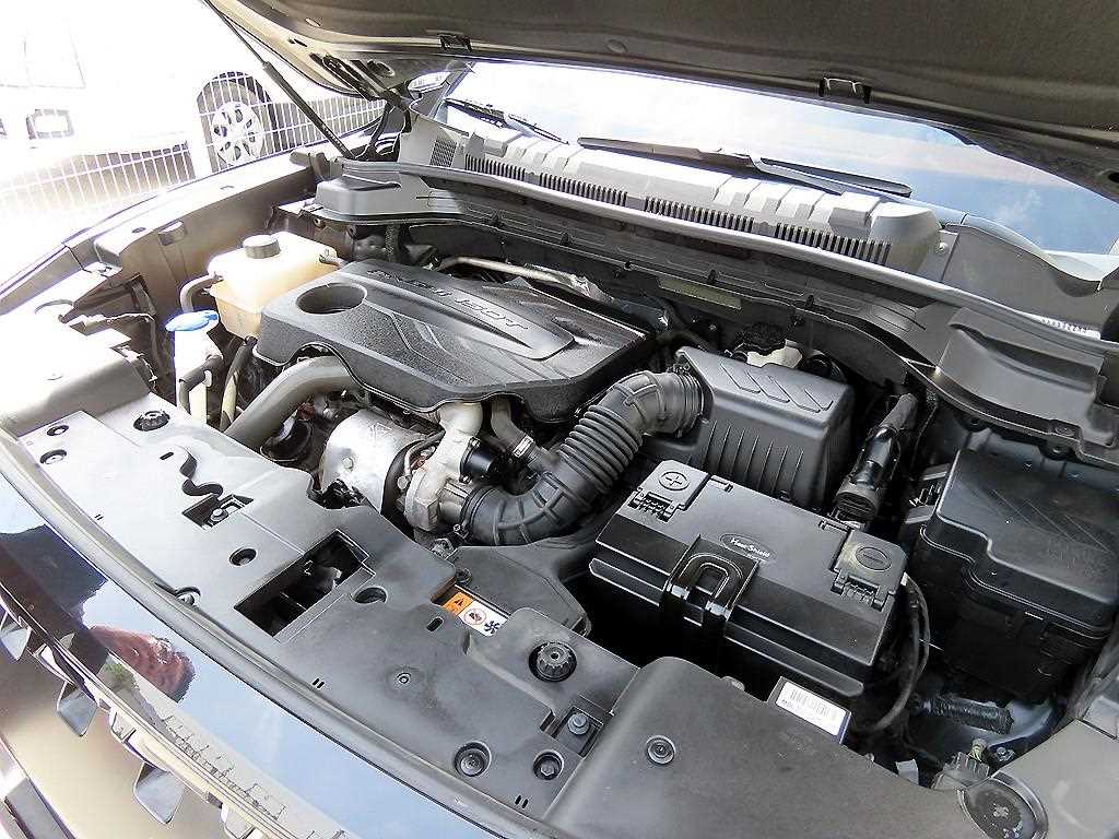 Ssangyong Torres 2023 Negro - Importación desde Corea - HF Imports Iquique - Foto 19