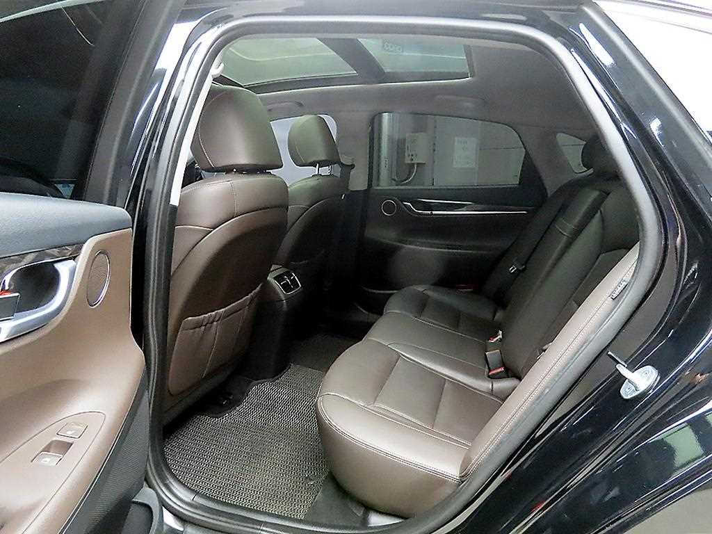 HYUNDAI Grandeur - Vista 6