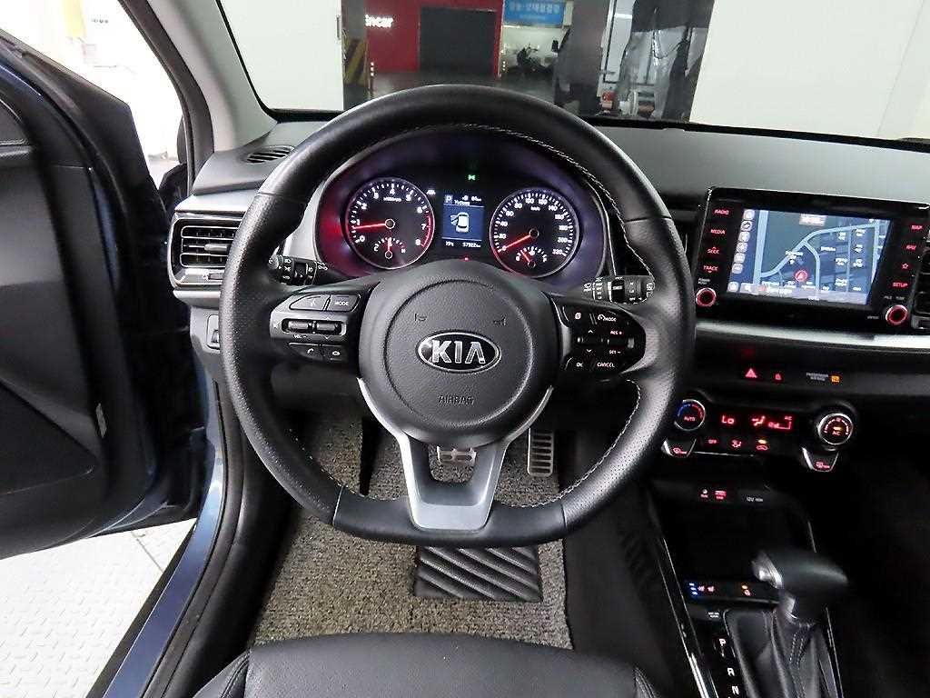 KIA Stonic - Vista 9