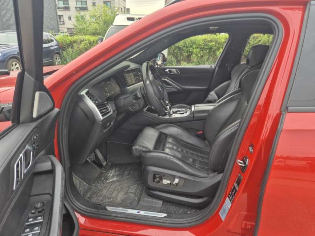 BMW X6M - Vista 8