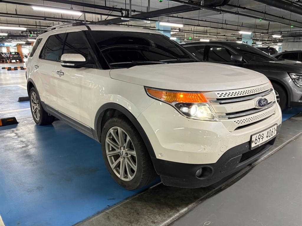 Ford Explorer - Vista 6
