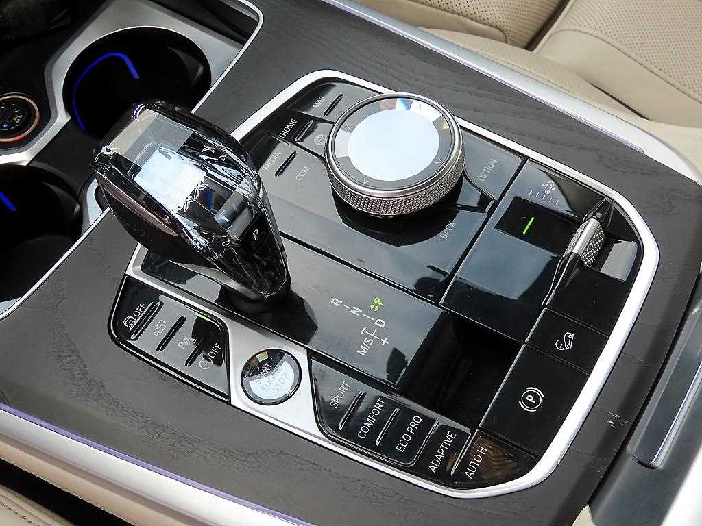 BMW X7 - Vista 11