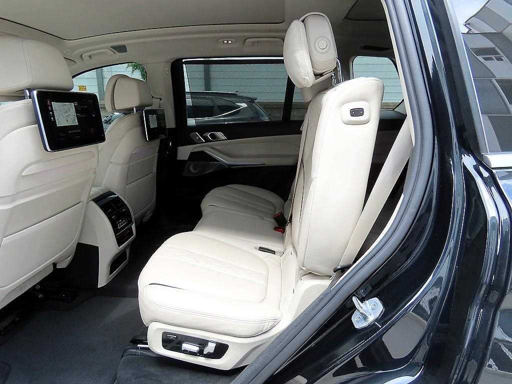 BMW X7 - Vista 6