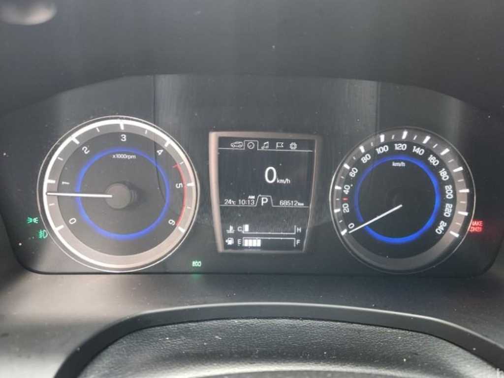 Ssangyong Rexton - Vista 4