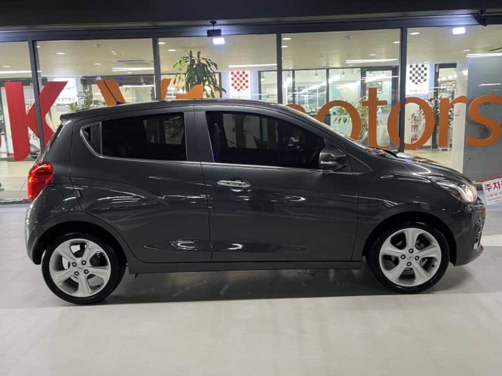 Chevrolet Spark - Vista 3