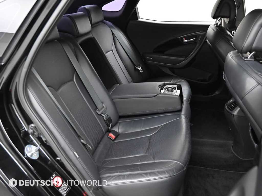 HYUNDAI Grandeur - Vista 12