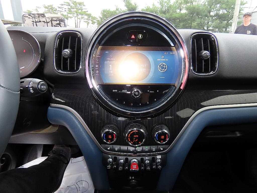 Mini Countryman 2023 Gris - Importación desde Corea - HF Imports Iquique - Foto 13