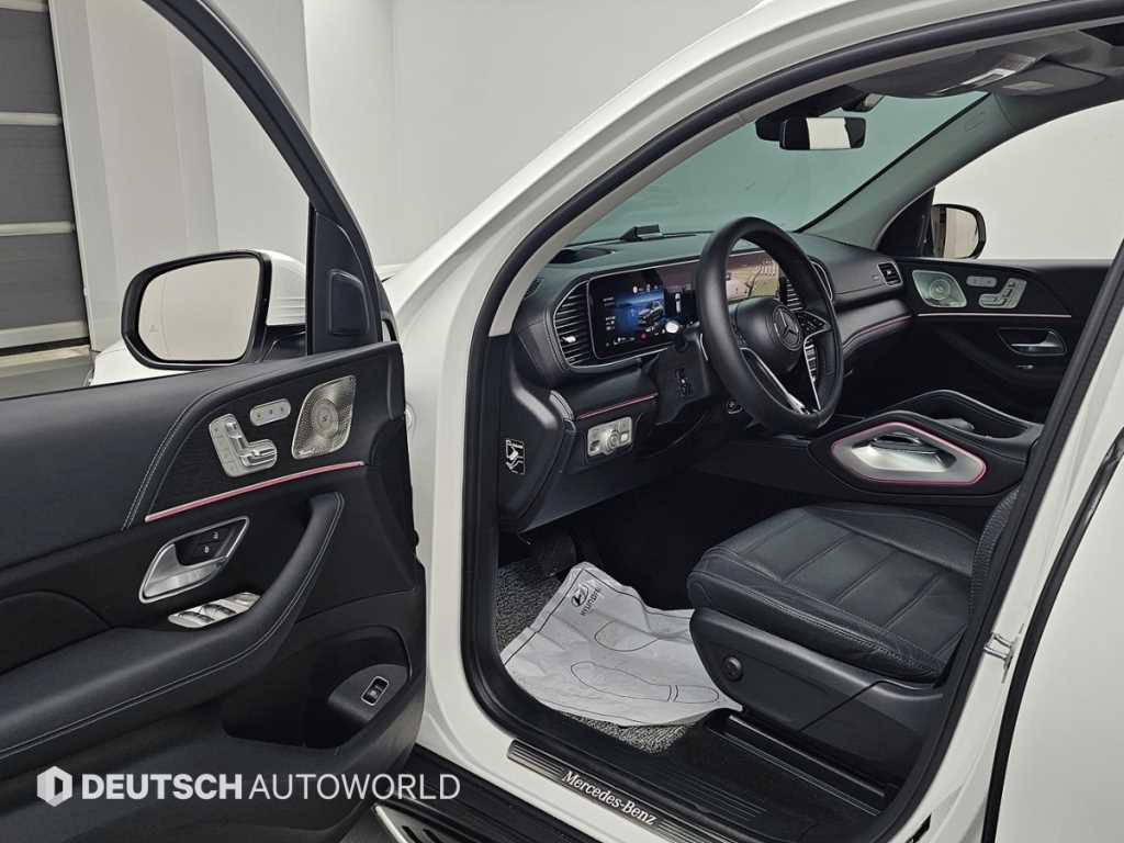 Mercedes Benz GLE Class - Vista 11