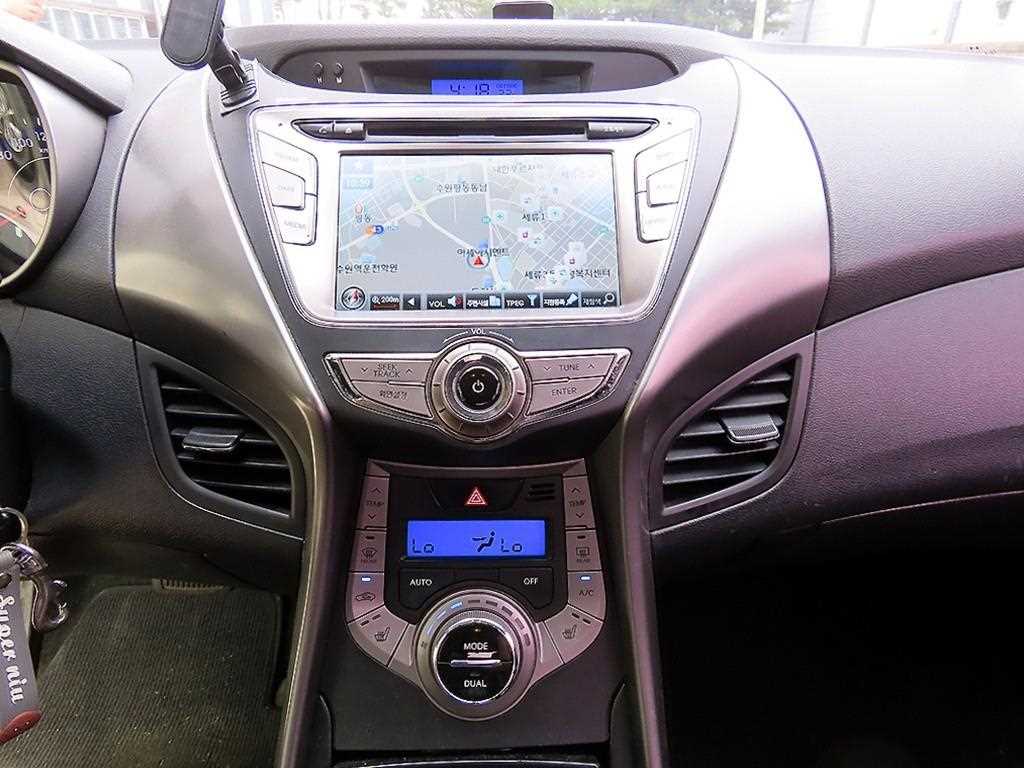 HYUNDAI Avante 2013 - Importación desde Corea - HF Imports Iquique - Foto 13