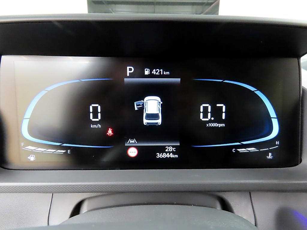 HYUNDAI Casper - Vista 8