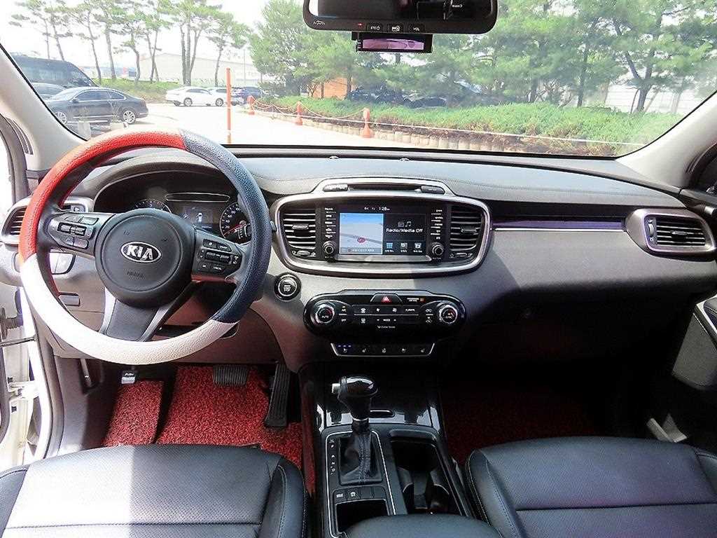 KIA Sorento - Vista 7