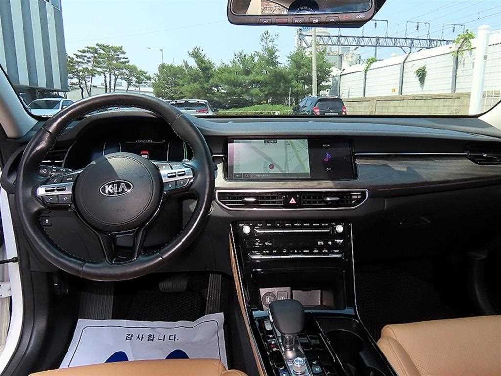 KIA K7 - Vista 7