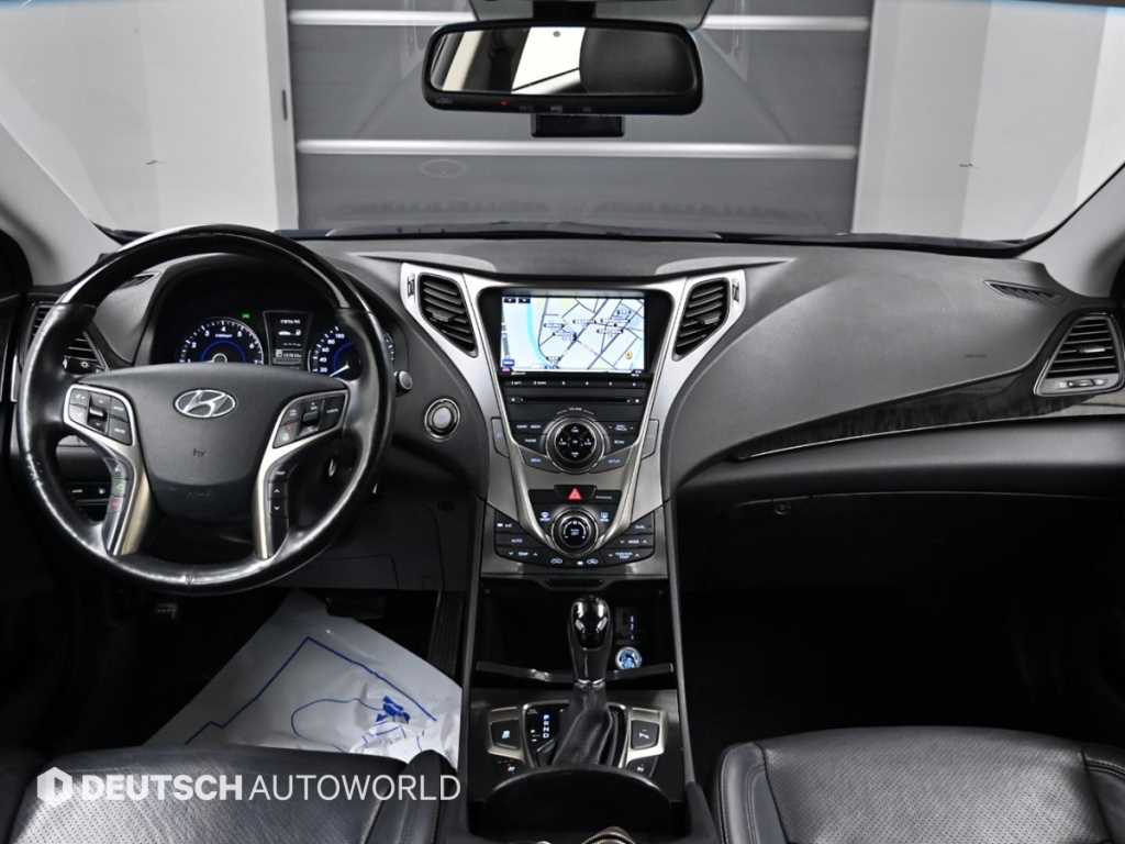 HYUNDAI Grandeur - Vista 7