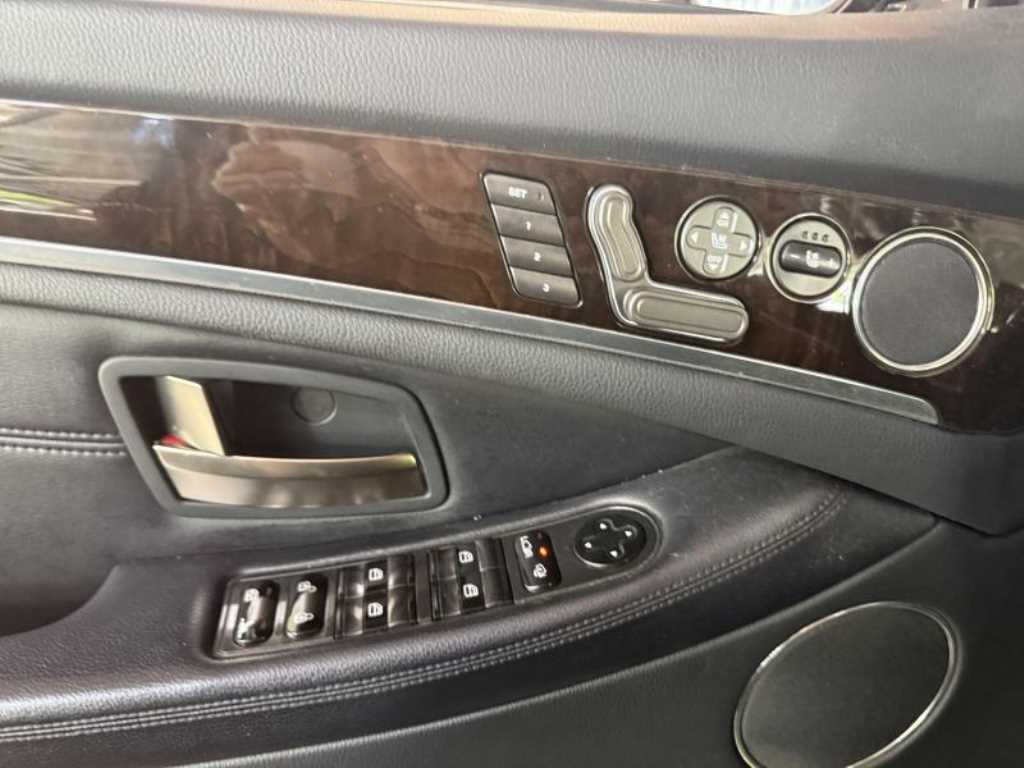 Ssangyong Chairman - Vista 7