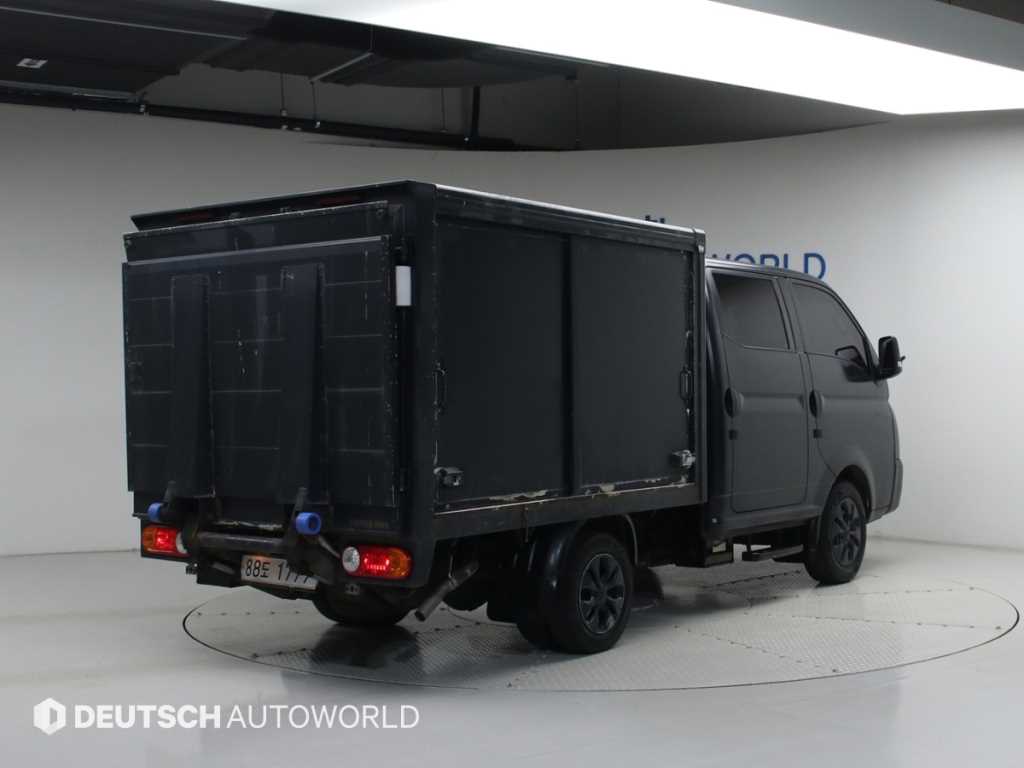 Small Truck Cargo (small) - Vista 2