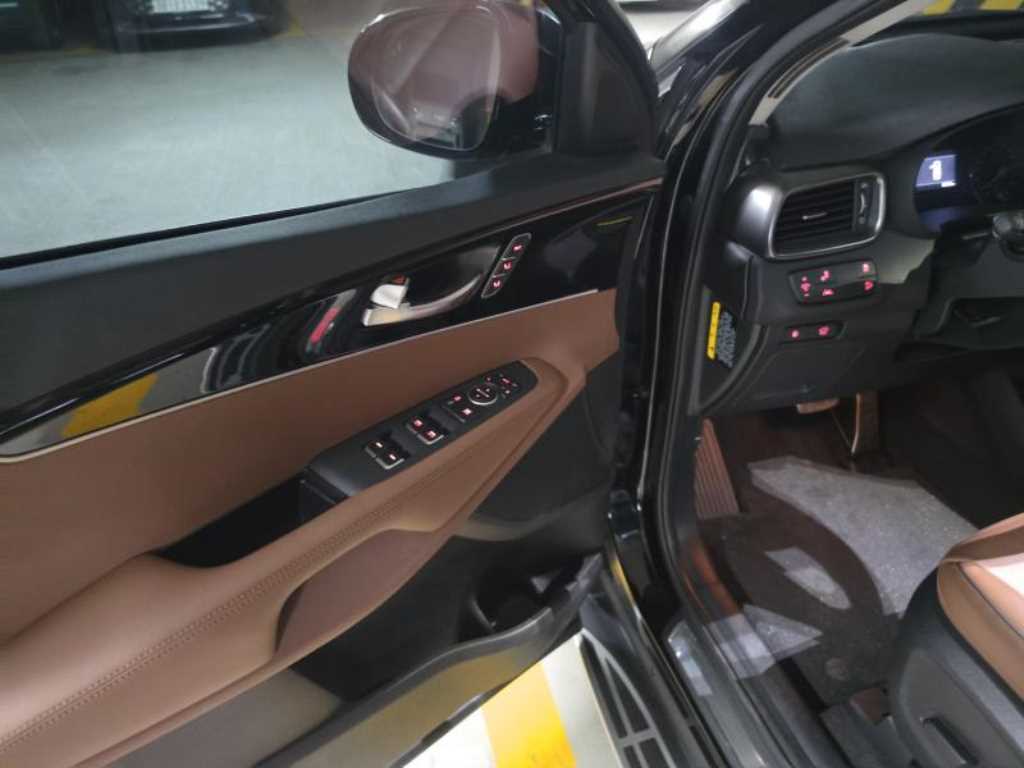 KIA Sorento - Vista 5