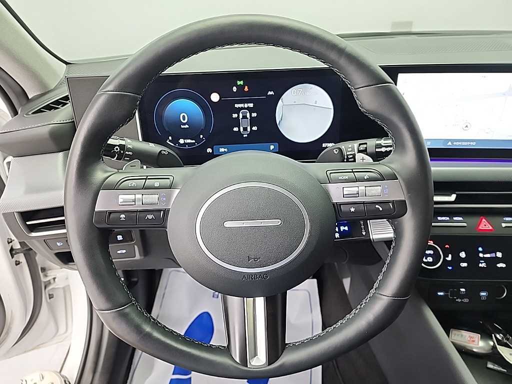 HYUNDAI Sonata - Vista 9