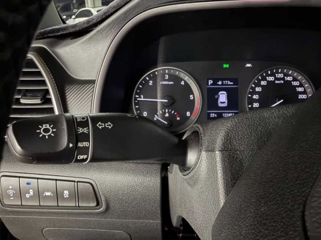 HYUNDAI Tucson 2019 Azul - Importación desde Corea - HF Imports Iquique - Foto 16