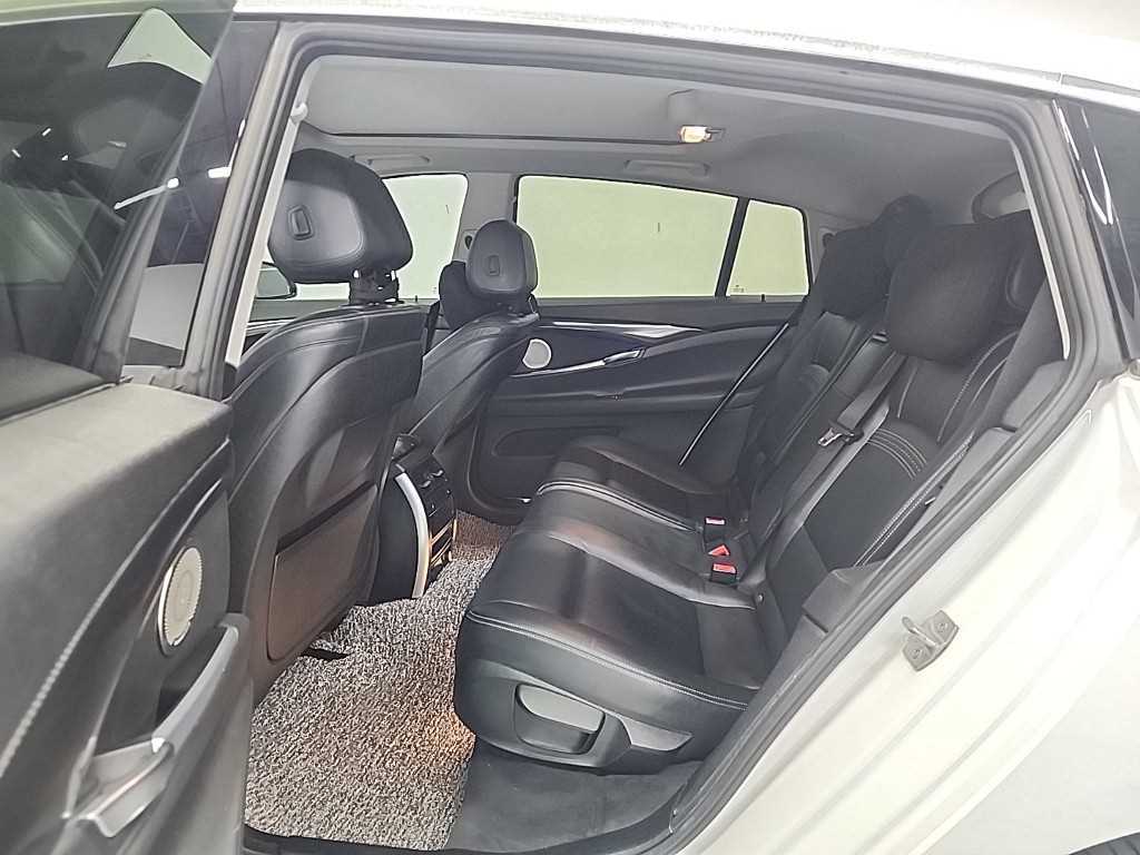 BMW Gran Turismo - Vista 12