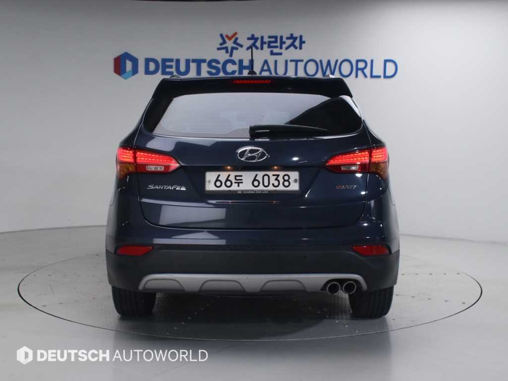 HYUNDAI Santa Fe - Vista 4