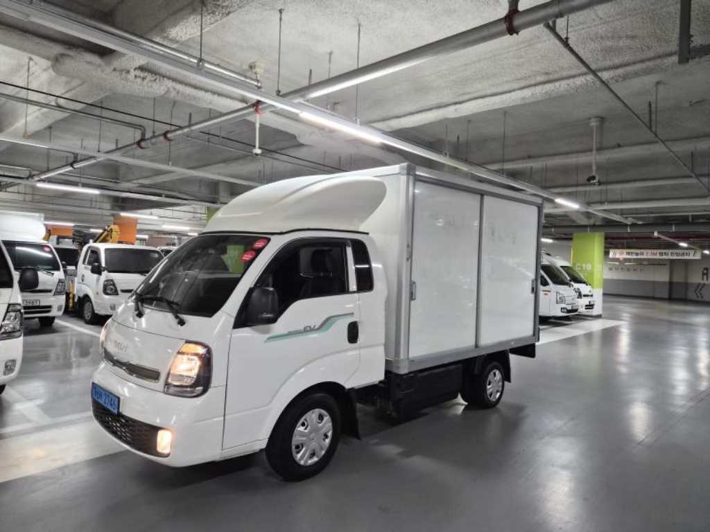 Small Truck Cargo (small) - Vista 2