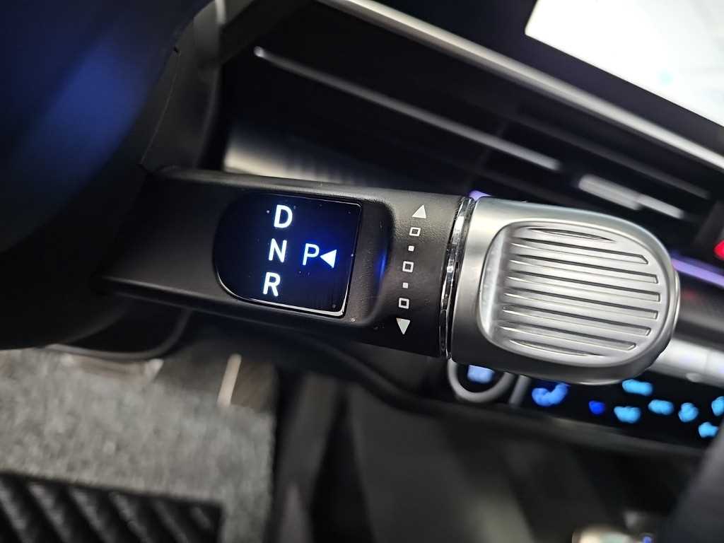 HYUNDAI Ioniq 6 - Vista 8