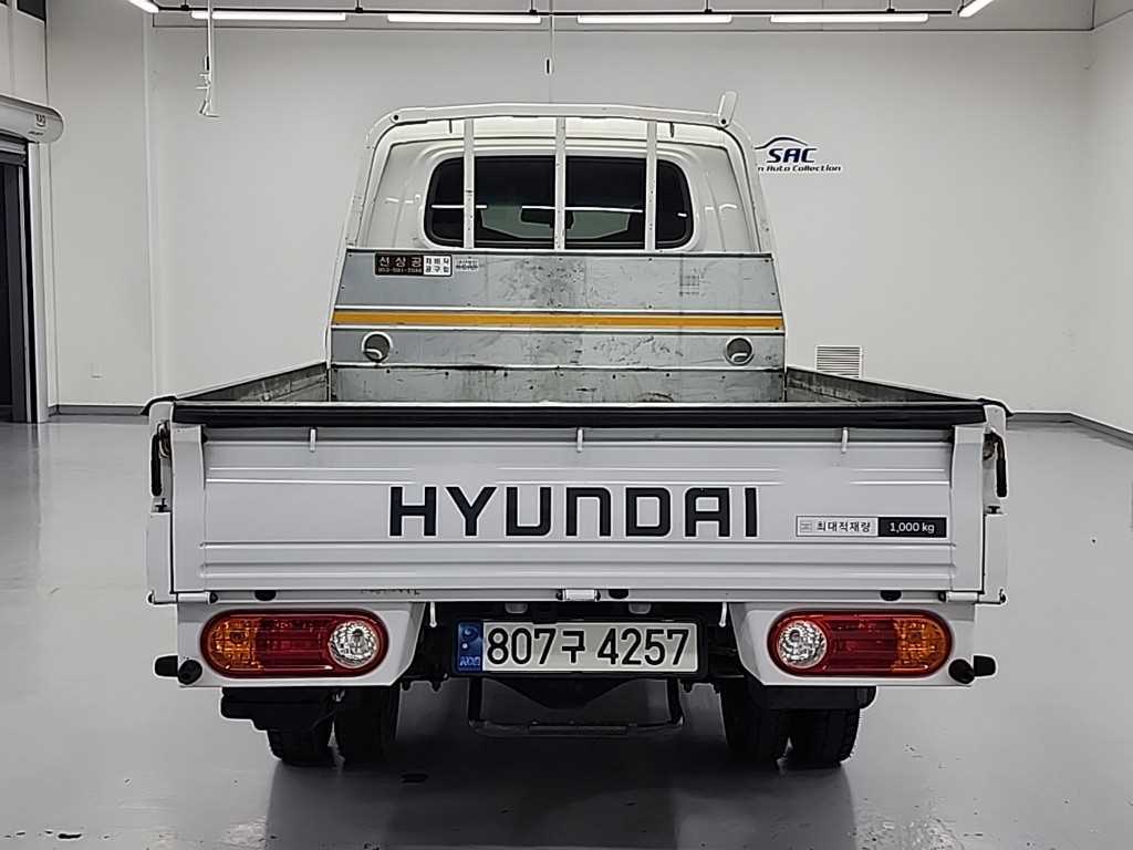 Small Truck Cargo (small) - Vista 3