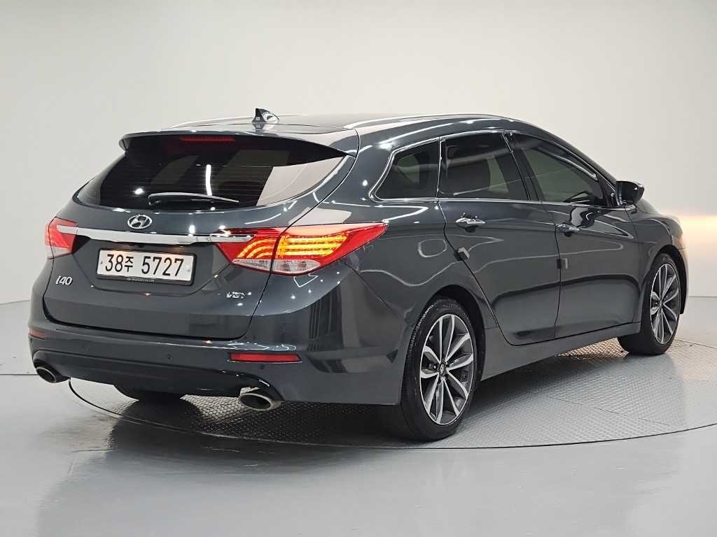 HYUNDAI i40 - Vista 4